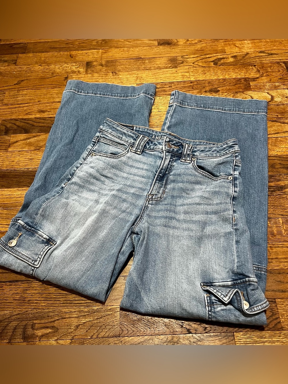 American Eagle Super High-Rise Baggy Wide Leg Jeans Size 4